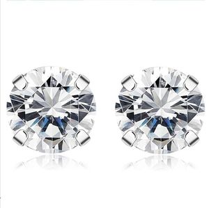 ➕NWOT➕ 00g Pair Stud Plugs, Sparkly CZ